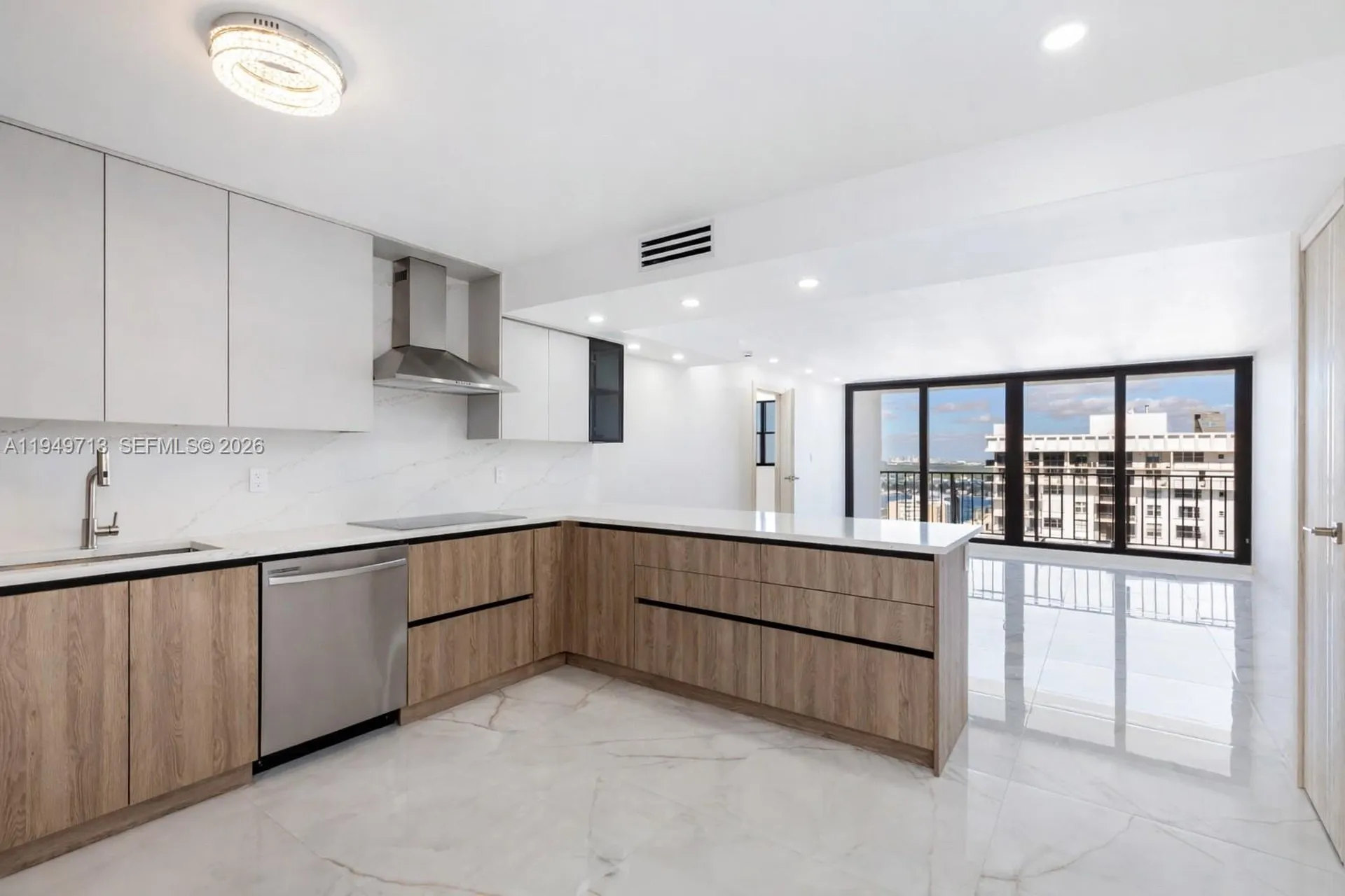 2401 S Ocean Drive Hollywood FL 33019