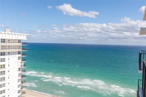 2401 S Ocean Drive Hollywood FL 33019