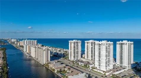 2401 S Ocean Drive Hollywood FL 33019