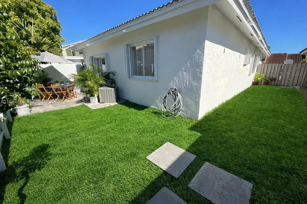 1106 SE 13th Avenue Homestead FL 33035