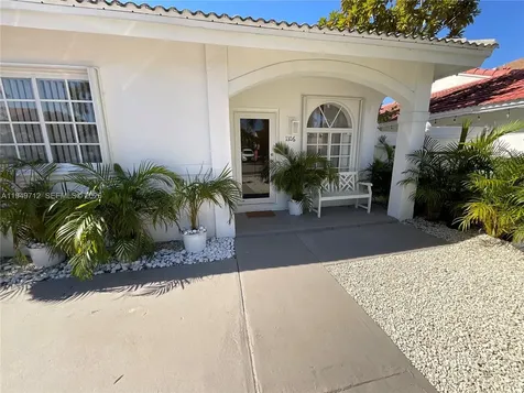 1106 SE 13th Avenue Homestead FL 33035