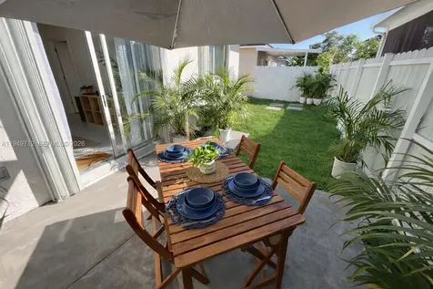 1106 SE 13th Avenue Homestead FL 33035