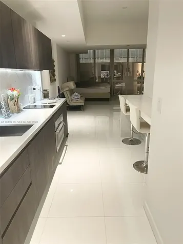 851 NE 1st Avenue Miami FL 33132