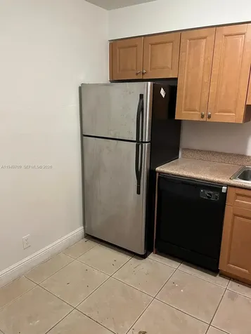 5221 Geneva Way Doral FL 33166