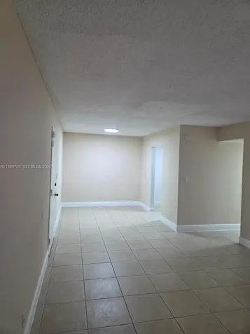5221 Geneva Way Doral FL 33166