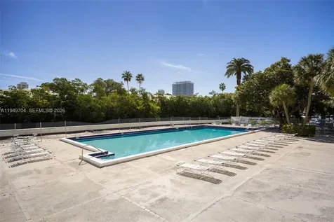 7441 Wayne Avenue Miami Beach FL 33141