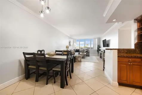 7441 Wayne Avenue Miami Beach FL 33141