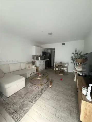 1601 Meridian Avenue Miami Beach FL 33139