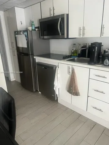 1601 Meridian Avenue Miami Beach FL 33139