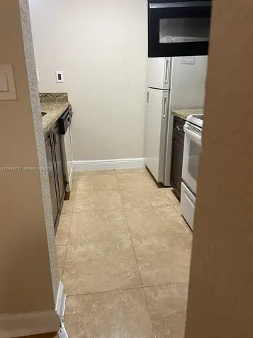7075 NW 186th Street Hialeah FL 33015