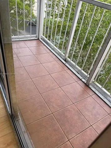 7075 NW 186th Street Hialeah FL 33015
