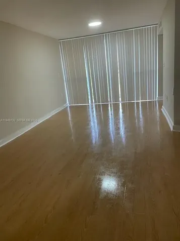 7075 NW 186th Street Hialeah FL 33015