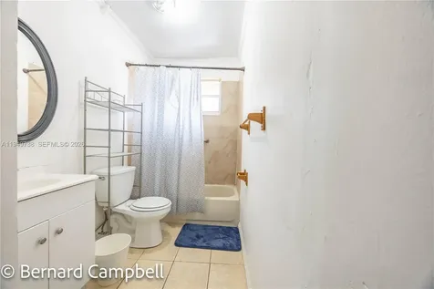 Hallandale Beach FL 33009
