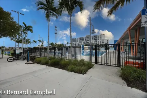 Hallandale Beach FL 33009