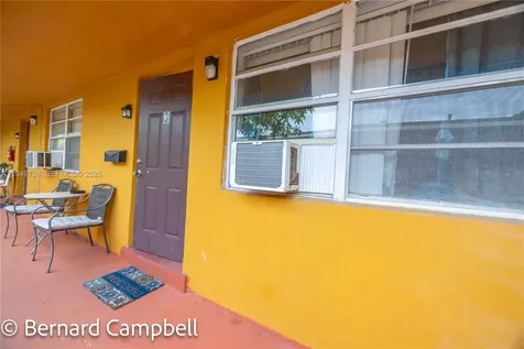Hallandale Beach FL 33009