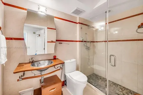 110 Washington Avenue Miami Beach FL 33139