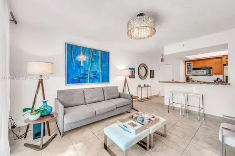 110 Washington Avenue Miami Beach FL 33139