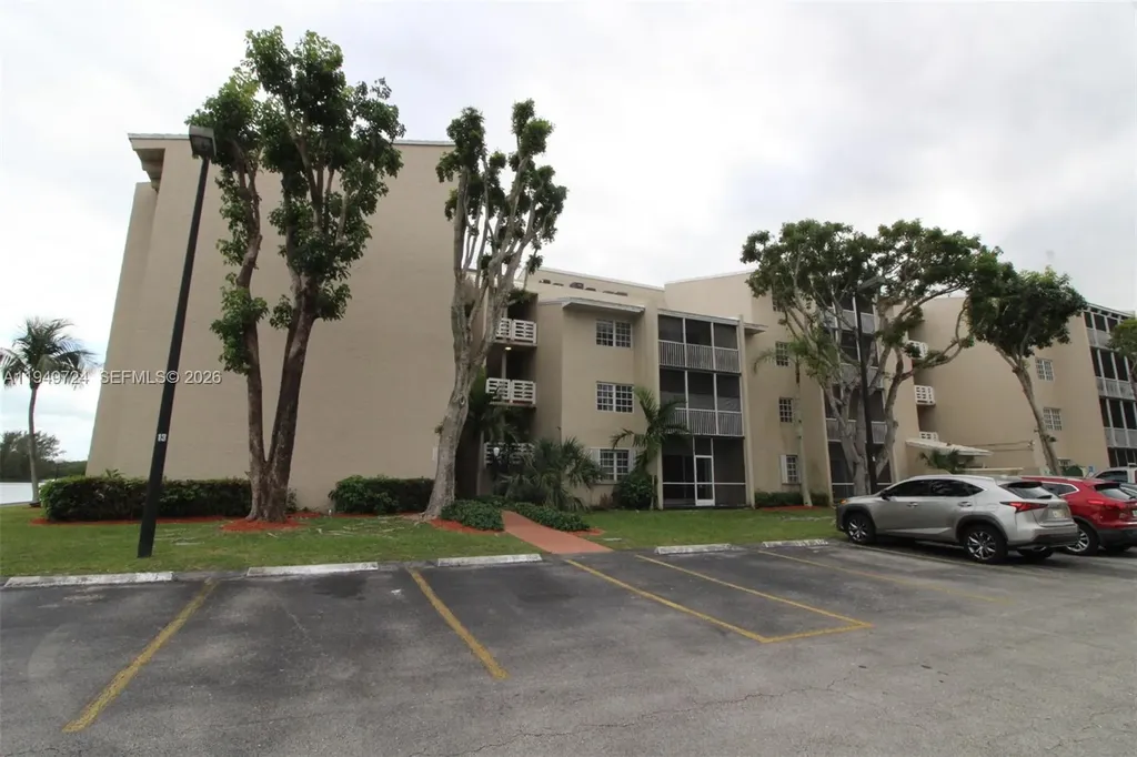 21133 SW 85th Avenue Cutler Bay FL 33189