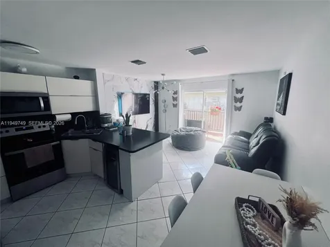 8851 NW 119th Street Hialeah Gardens FL 33018