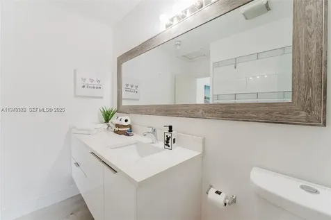 806 NE 6th Street Hallandale Beach FL 33009