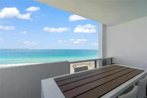 100 Lincoln Road Miami Beach FL 33139