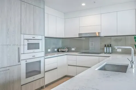 9201 E Bay Harbor Drive Bay Harbor Islands FL 33154