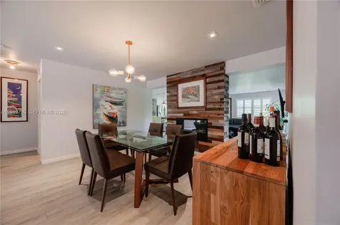 6201 SW 36th Street Miami FL 33155