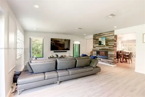 6201 SW 36th Street Miami FL 33155
