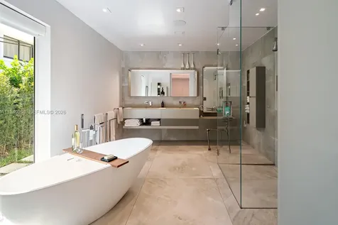 5907 Riviera Drive Coral Gables FL 33146