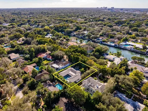 5907 Riviera Drive Coral Gables FL 33146