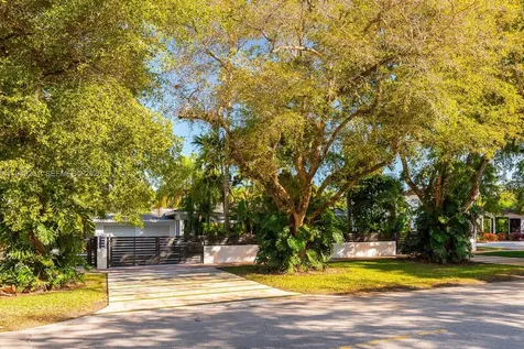 5907 Riviera Drive Coral Gables FL 33146