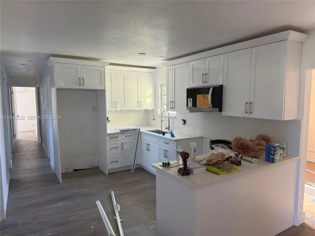 2910 NW 25th Street Fort Lauderdale FL 33311