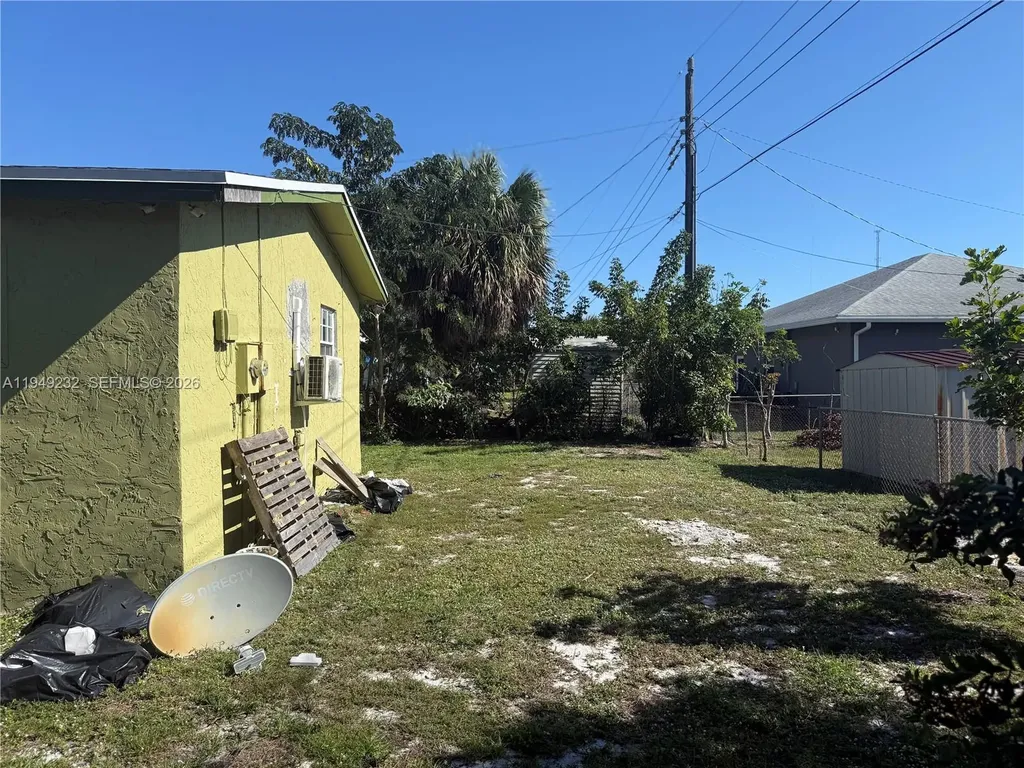 2910 NW 25th Street Fort Lauderdale FL 33311