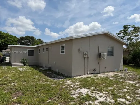 2910 NW 25th Street Fort Lauderdale FL 33311
