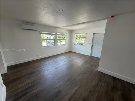 2910 NW 25th Street Fort Lauderdale FL 33311