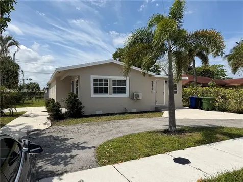 2910 NW 25th Street Fort Lauderdale FL 33311