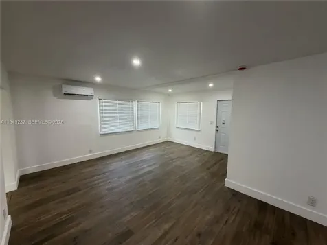 2910 NW 25th Street Fort Lauderdale FL 33311