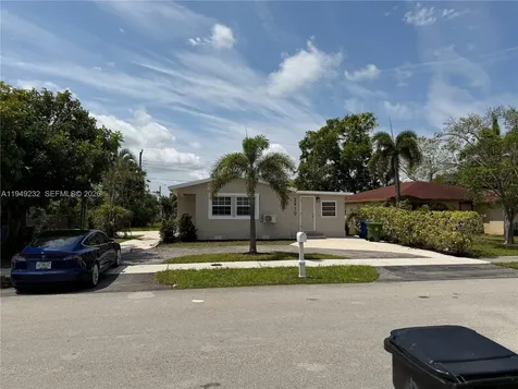 2910 NW 25th Street Fort Lauderdale FL 33311