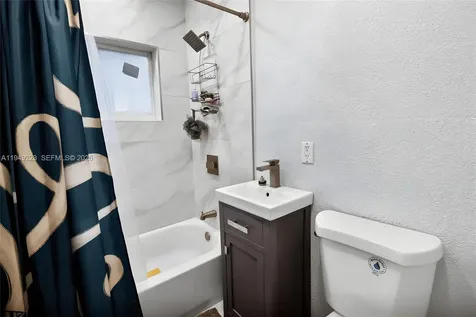13025 NW 21st Avenue Miami FL 33167