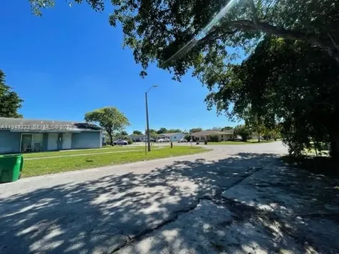 2216 NW 15th Avenue Fort Lauderdale FL 33311