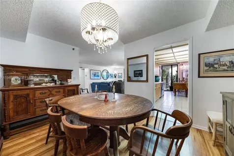 4000 Towerside Terrace Miami FL 33138