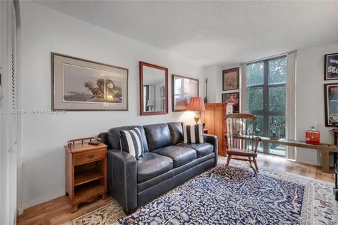 4000 Towerside Terrace Miami FL 33138
