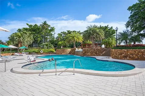 4000 Towerside Terrace Miami FL 33138