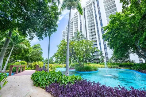 4000 Towerside Terrace Miami FL 33138