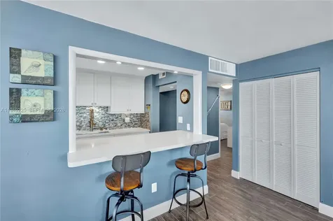 380 Seaview Court Marco Island FL 34145