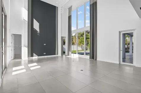 201 NE 6th Street Boca Raton FL 33432