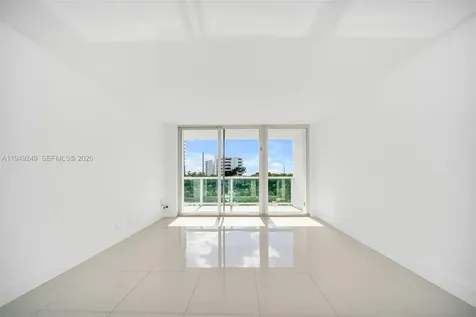 100 Bayview Drive Sunny Isles Beach FL 33160