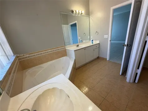 15364 SW 32nd Terrace Miami FL 33185