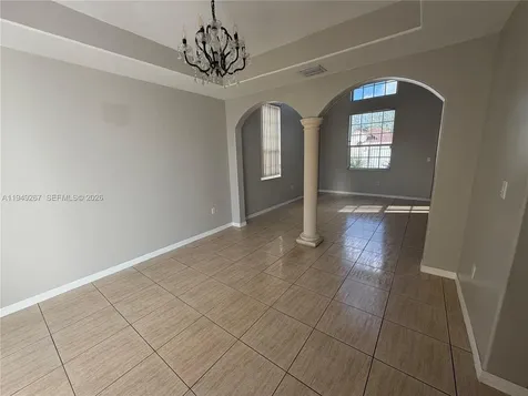 15364 SW 32nd Terrace Miami FL 33185