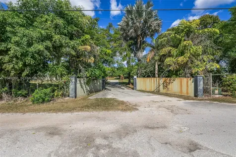 18975 SW 224th Street Miami FL 33170